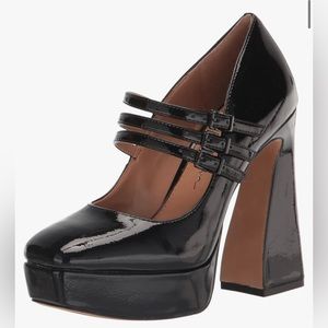 Jessica Simpson Women's Darena Strappy Pump